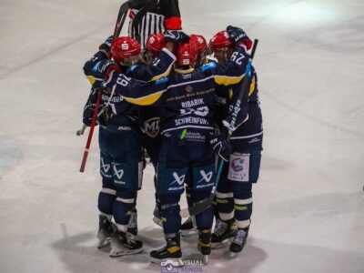 MIGHTY DOGS RINGEN RIVER KINGS NIEDER