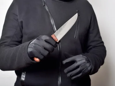 Polizei Mann mit Messer