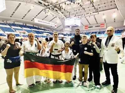 Kämpfer des Videnin Dojo Schweinfurt in Japan. Foto: Videnin Dojo
