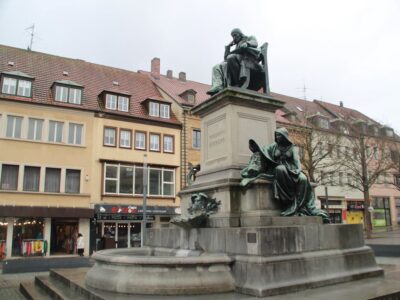 Rückert Denkmal
