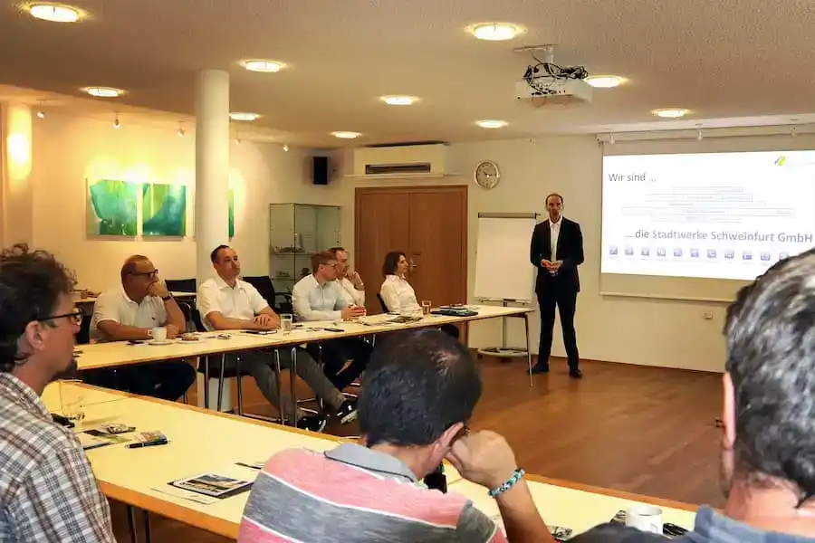 Fit für die Zukunft Stadtwerke Schweinfurt unterstützen Wohnungsverwaltungen bei der Transformation