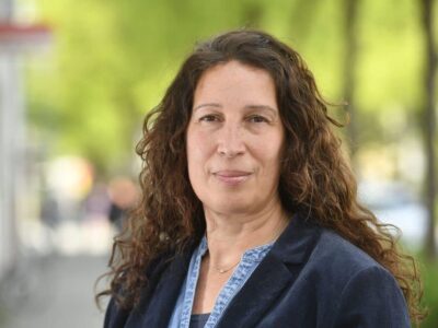 Marcus Schlaf, Verbraucherzentrale Bayern Bildunterschrift: Tatjana Halm, Juristin bei der Verbraucherzentrale Bayern