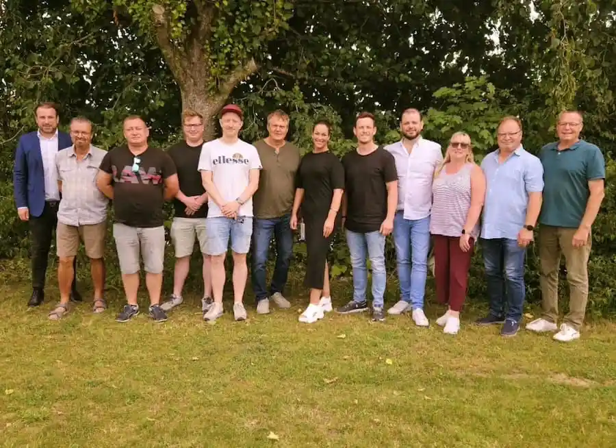 gruppenfoto-abg-kandidaten-kommunalwahl-2026-marktsteinach-abersfeld-loeffelsterz-reichmannshausen-waldsachsen gruppenfoto-abg-kandidaten-kommunalwahl-2026-marktsteinach-abersfeld-loeffelsterz-reichmannshausen-waldsachsen