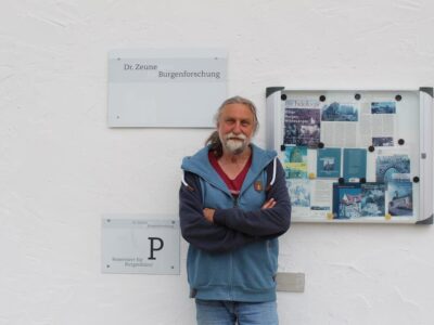 Burgenforscher Dr. Joachim Zeune hält am Dienstag, 12. November, einen Vortrag zum Thema Stadtbefestigungen in den Haßbergen. Beginn ist um 19.00 Uhr im Sitzungssaal des Landratsamtes Haßberge. Foto: Albert Guggemos